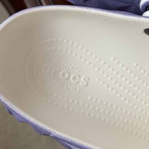 Brand New Crocs Classic Iridescent Geometric Clog sLight Purple Casual Comfy - Picture 7 of 14